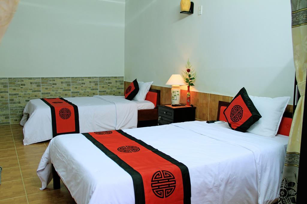 Red Ceramics Homestay Hoi An Eksteriør billede