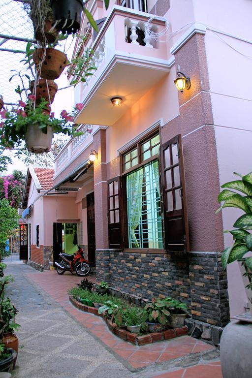 Red Ceramics Homestay Hoi An Eksteriør billede