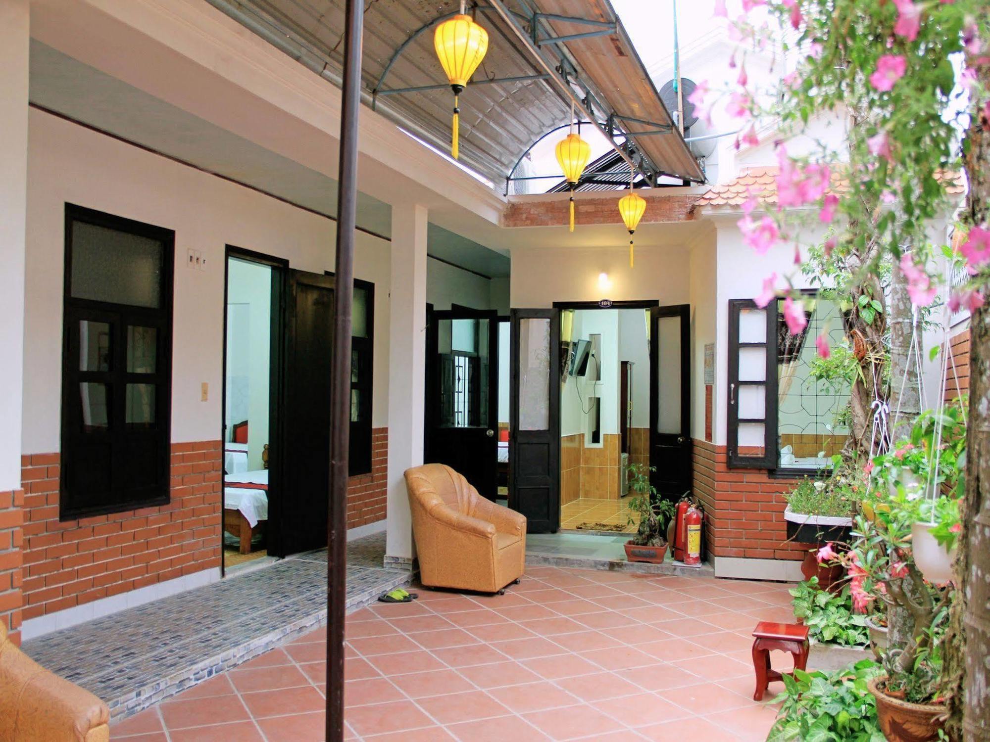 Red Ceramics Homestay Hoi An Eksteriør billede